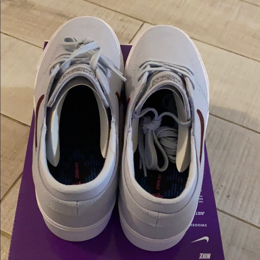 NIKE SB STEFAN JANOSKI Sky grey maroon sneakers - Picture 4 of 7